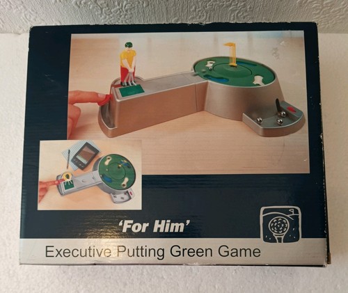 Executive putting green game - green,